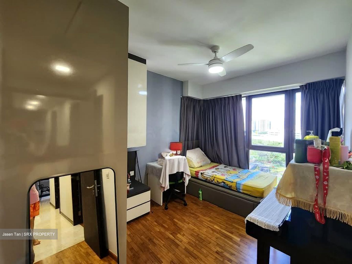 Sims Urban Oasis (D14), Condominium #559959011